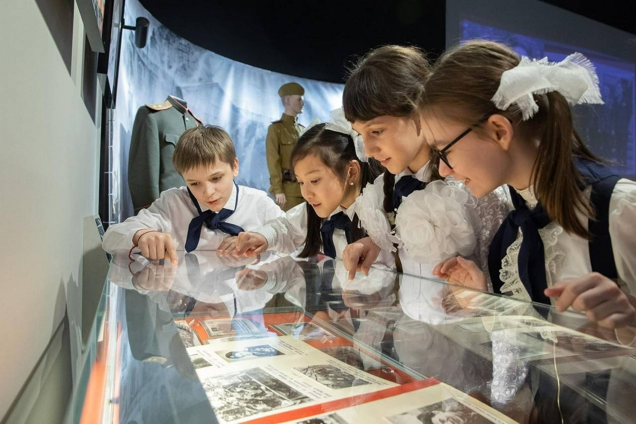 Более 14 тысяч музеев и экспозиций об участниках СВО открыты в российских школах.